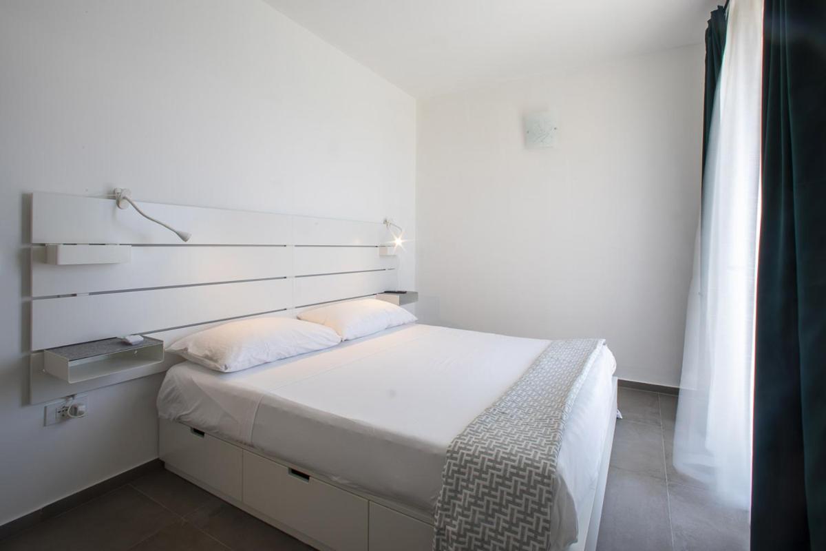 18 Gradi Apartments Marsala Exteriör bild