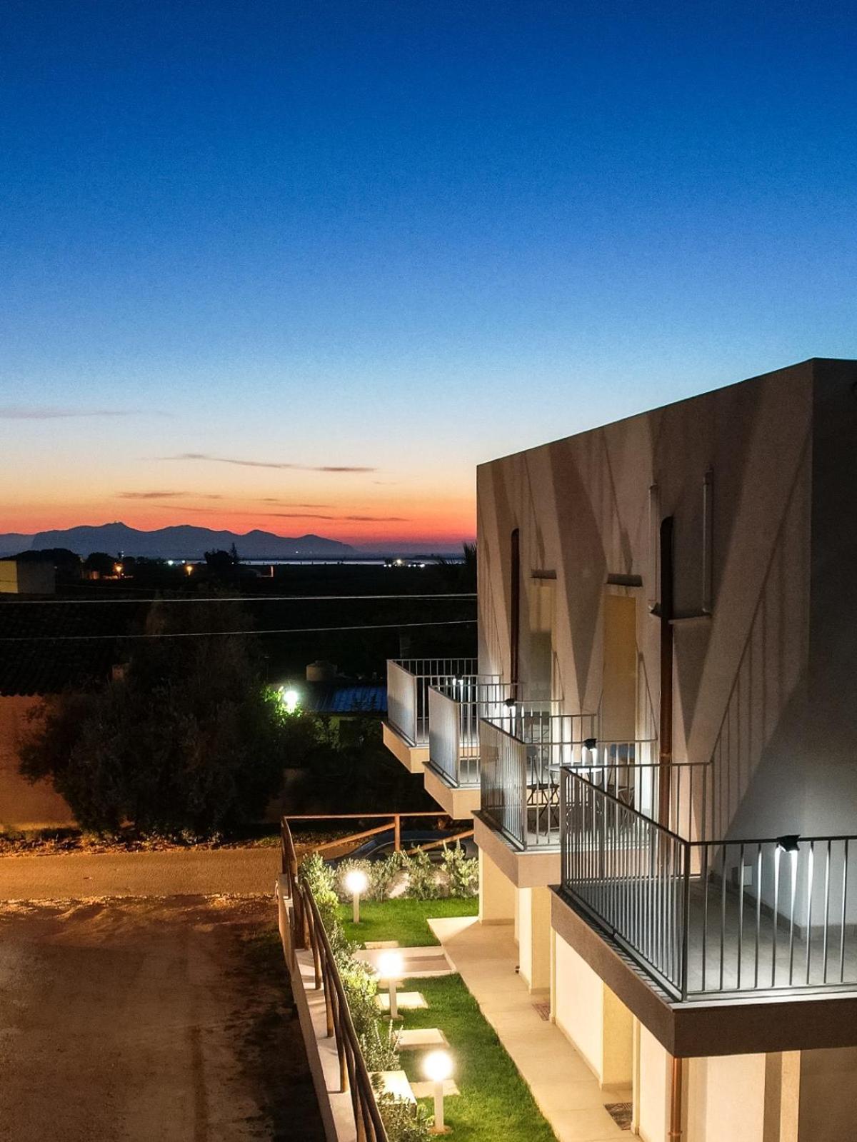 18 Gradi Apartments Marsala Exteriör bild